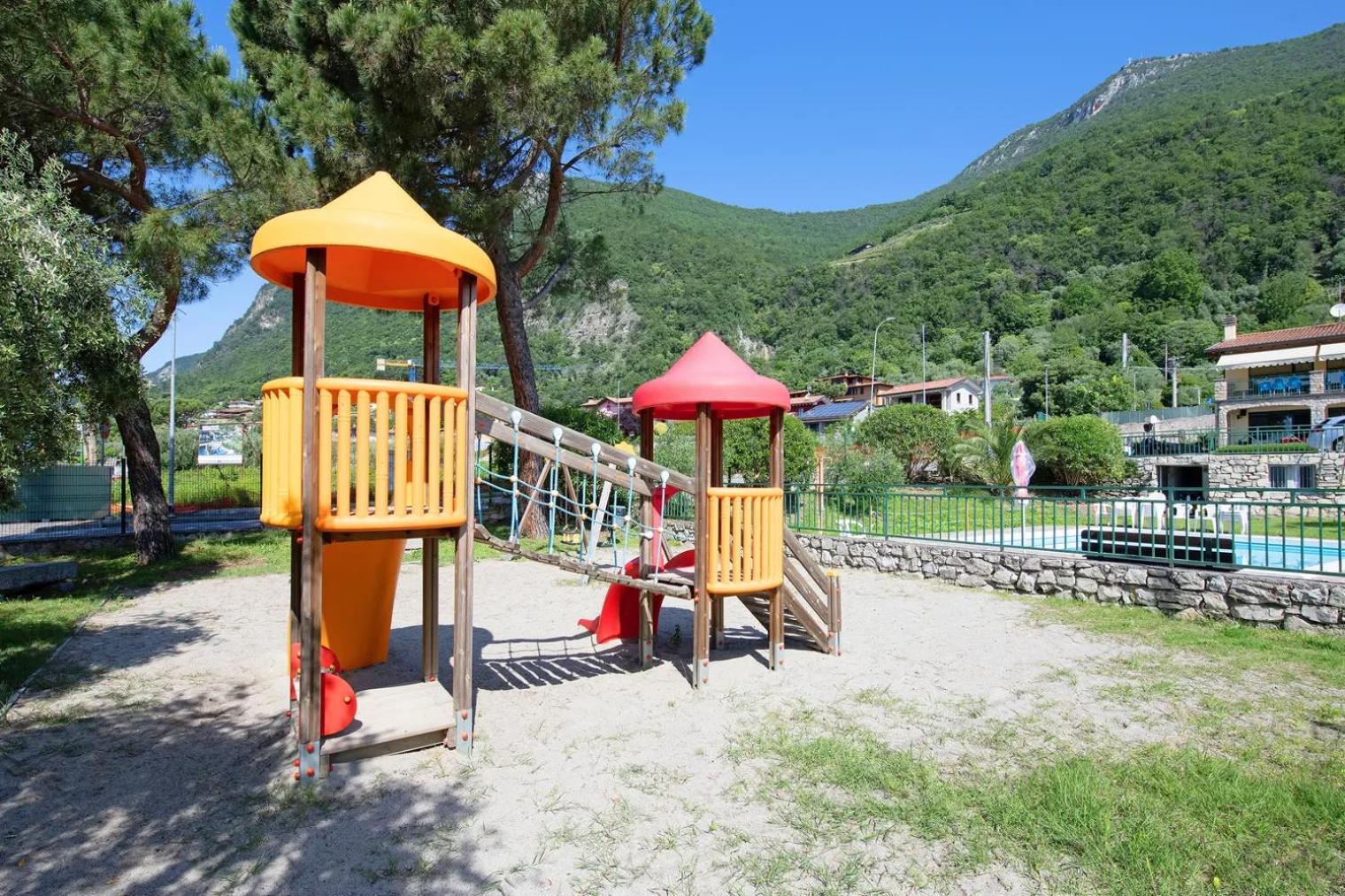 Camping Eurovil Predore Exterior foto